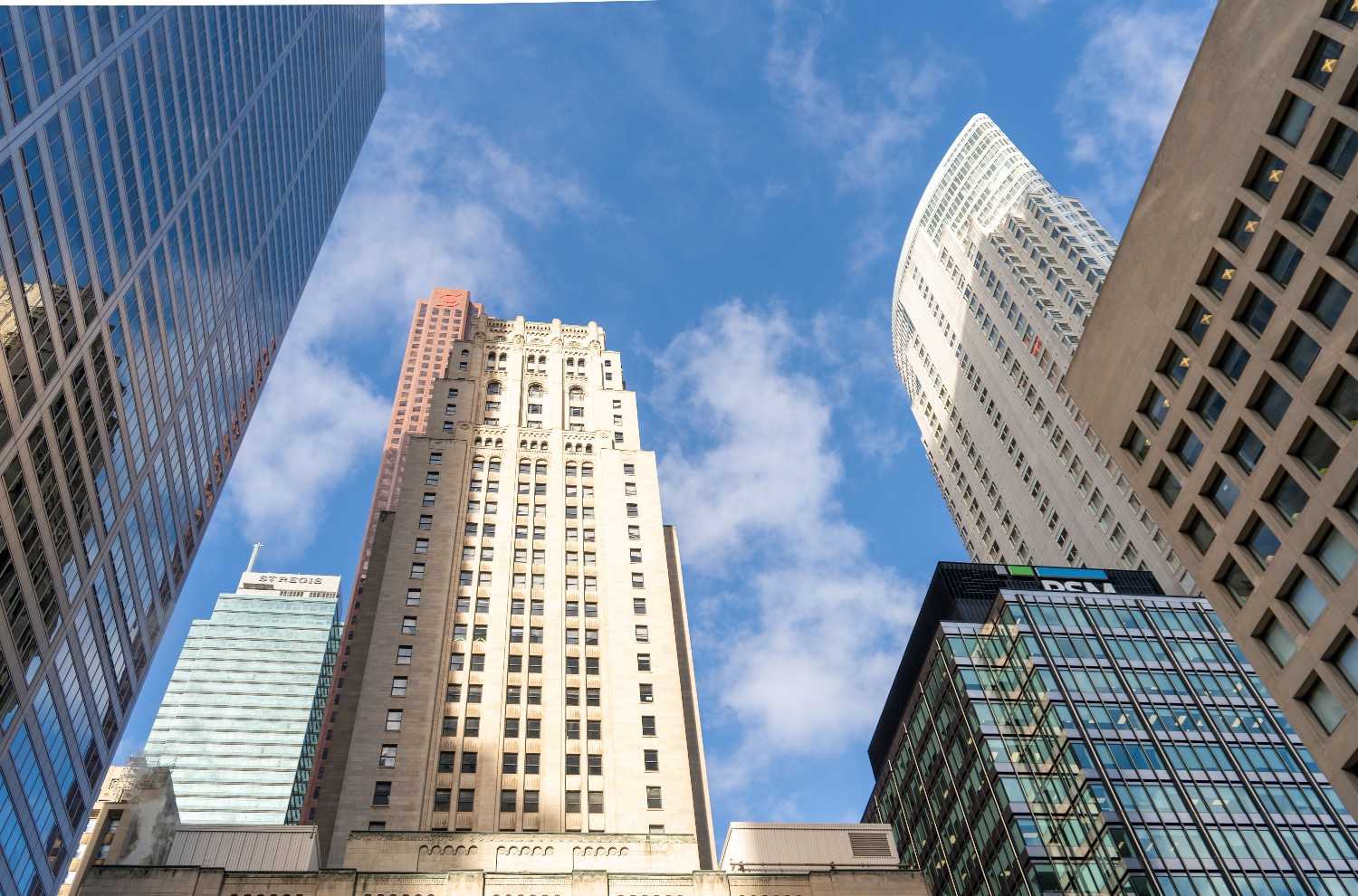 Investor weighing DST versus REIT options for a 1031 exchange